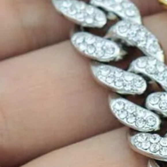 BRAND NEW MENS CUBAN 8 inch RHINESTONE 22 mm THICK BRACELET - Picture 5 of 8